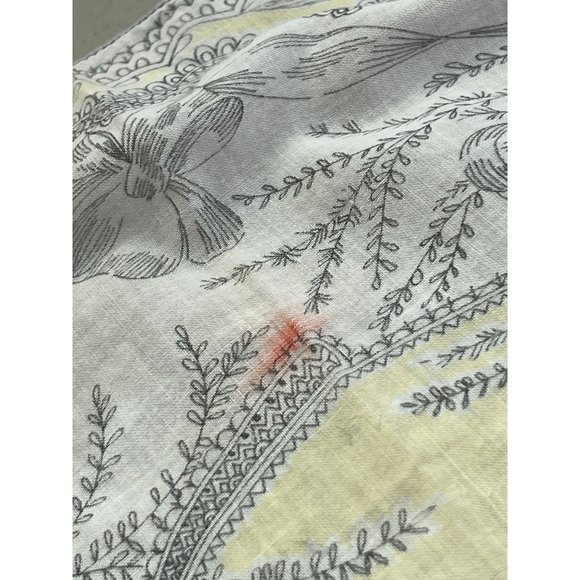 Vintage Square Botanical Print Shawl Scarf Lightweight Gray Yellow Neck Wrap - Picture 3 of 5